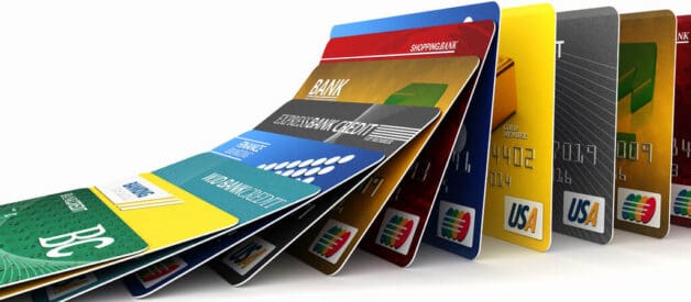 Czy Polacy nie potrafią korzystać z kart kredytowych?